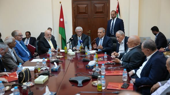 القطامين: مشروع سكة حديد ميناء العقبة يعزز دور الأردن كمحور لوجستي إقليمي ويدعم الأمن الاقتصادي
